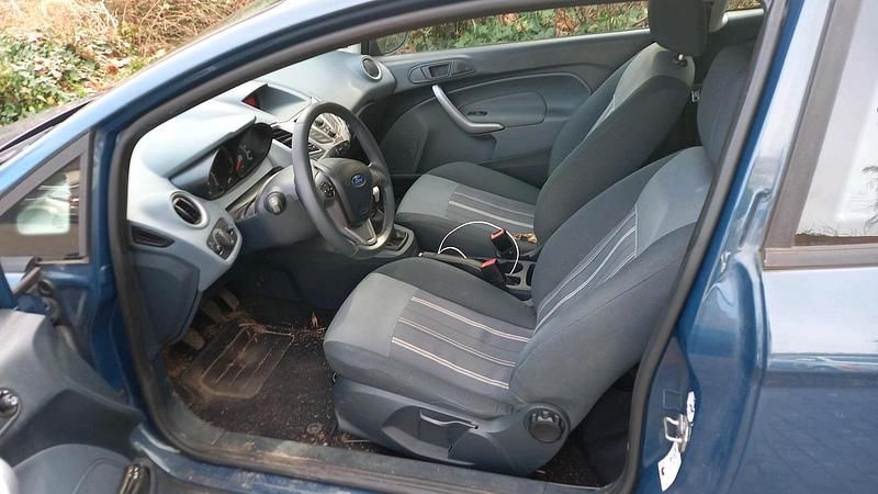 Gebraucht Ford Fiesta 2009 Blau Kleinwagen