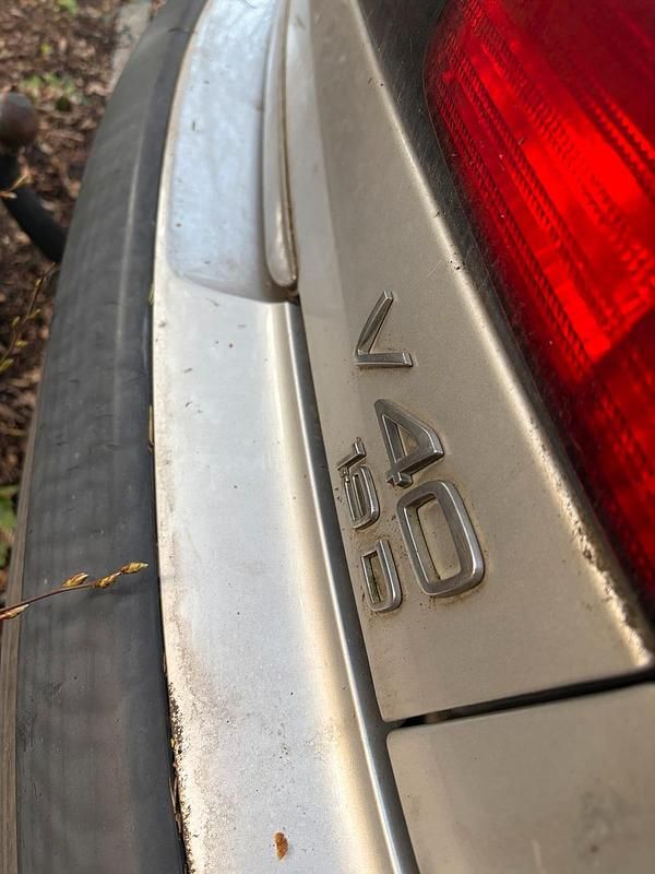 Second-hand Volvo V40 95 CP (69 kW) 2002 Argintiu Break