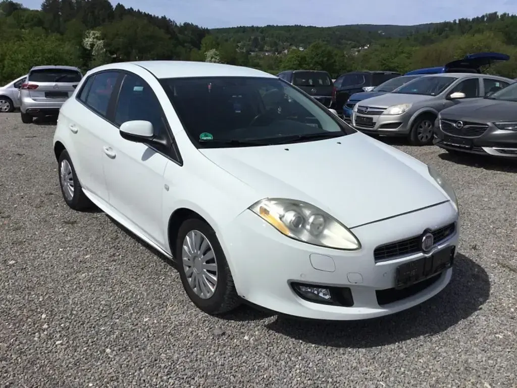 Gebraucht Fiat Bravo Racing 120 PS (88 kW) 2009 Weiß Kleinwagen