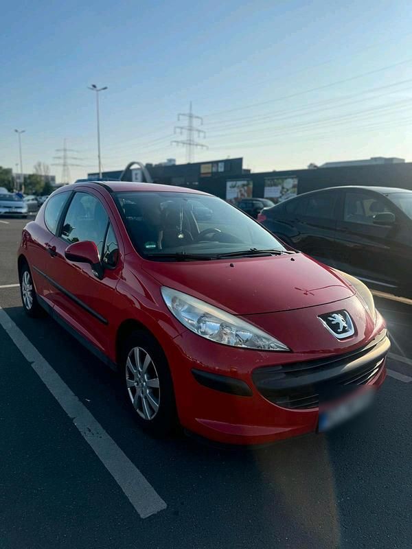 Rot Gebraucht 2008 Peugeot 207 Kleinwagen | 1.750 € - Bild 1/4