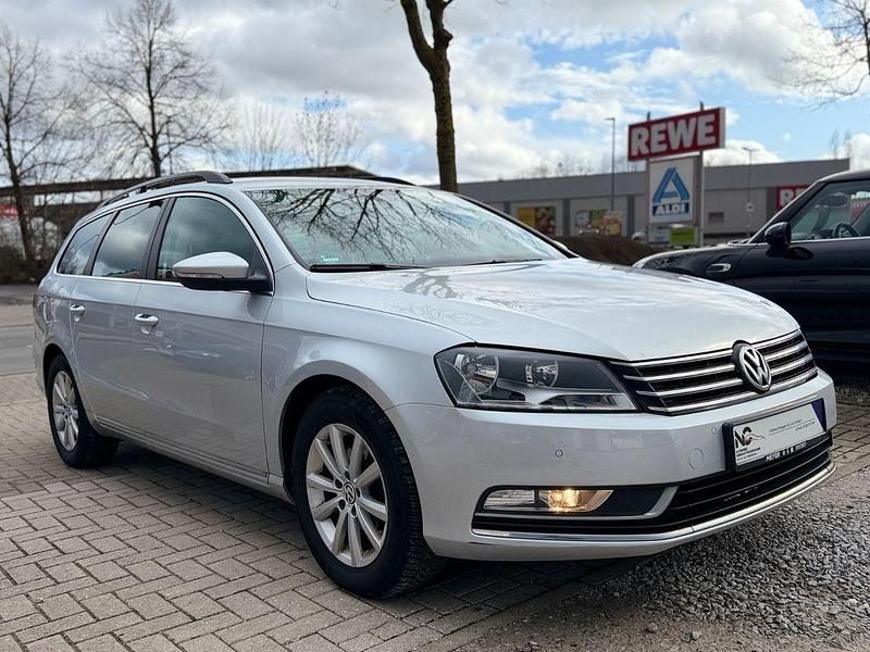 Gebraucht VW Passat 140 PS (102 kW) 2014 Silber Kombi
