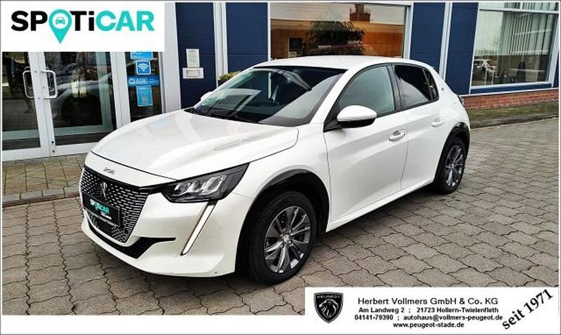Gebraucht Peugeot e-208 Allure 100 kW (136 PS) 2021 Weiß Kleinwagen