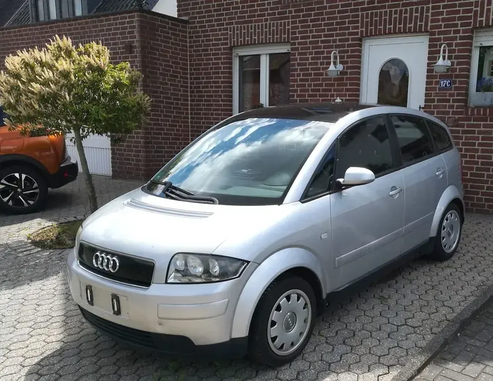 Gebraucht Audi A2 75 PS (55 kW) 2000 Silber Kleinwagen
