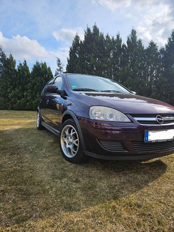 Occasion Opel Corsa 80 ch (58 kW) 2005 Violet Citadine