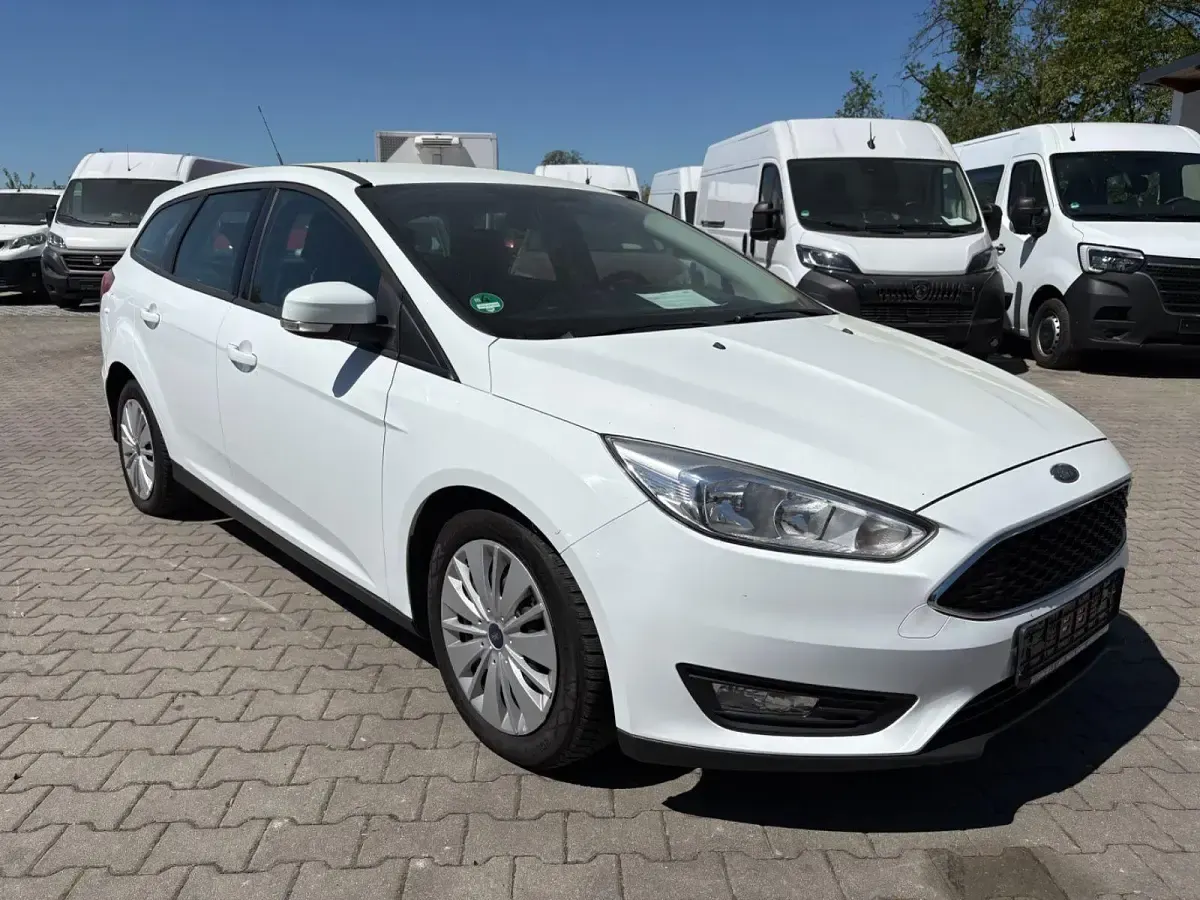 Gebraucht Ford Focus Business Edition 150 PS (110 kW) 2018 Weiß Kombi