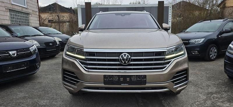 Gebraucht VW Touareg 231 PS (169 kW) 2019 Gold SUV