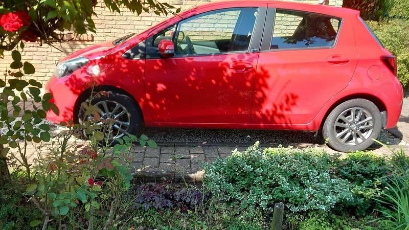 Gebraucht Toyota Yaris Edition-S 99 PS (72 kW) 2016 Limousine