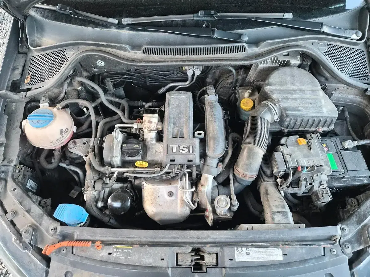 Gebraucht VW Polo R 90 PS (66 kW) 2013 Grau Kleinwagen