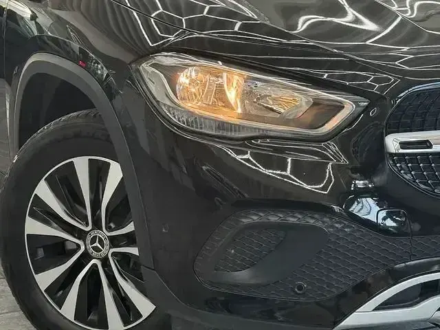 Gebraucht Mercedes GLA200 Style 150 PS (110 kW) 2021 Schwarz SUV