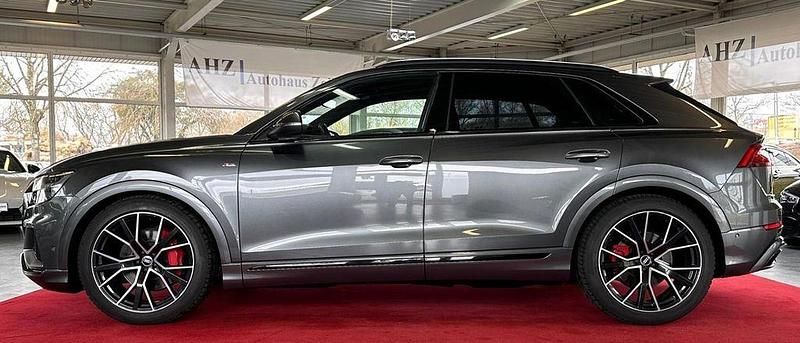 Gebraucht Audi Q8 S-Line 286 PS (210 kW) 2021 Daytonagrau perleffekt SUV