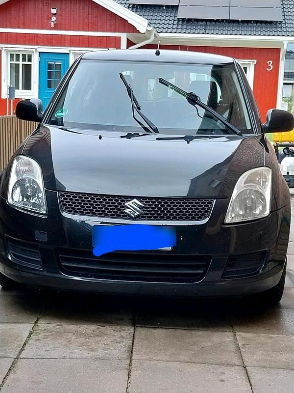 Schwarz Gebraucht 2008 Suzuki Swift Kleinwagen | 200 € - Bild 1/4