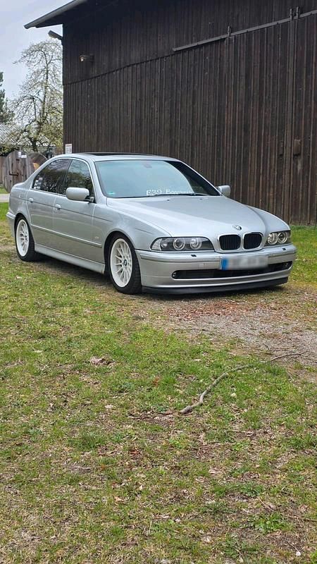 Używany BMW 520 170 KM (125 kW) 2003 Srebrny Sedan/Limuzyna