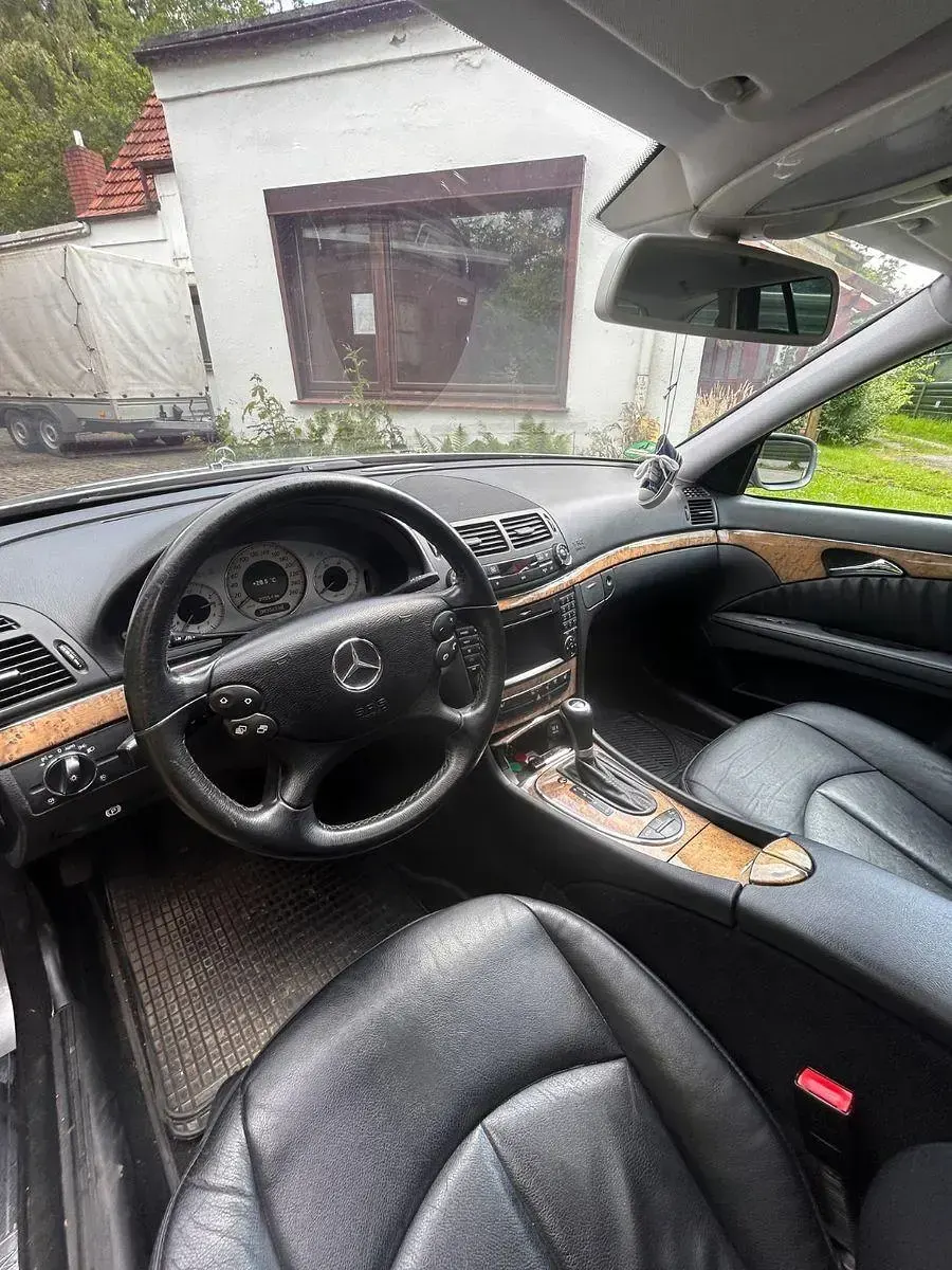Gebraucht Mercedes E280 Avantgarde 190 PS (139 kW) 2008 Grau Kombi