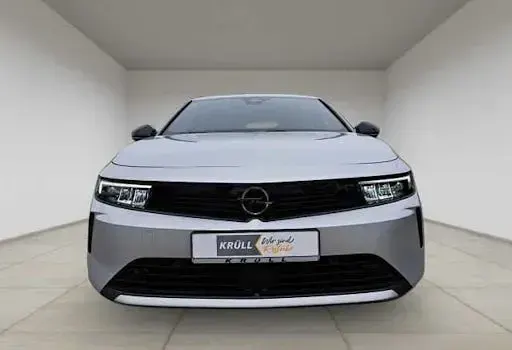 Neu Opel Astra Edition 130 PS (95 kW) 2025 Silber Kleinwagen