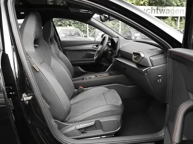 Neu Cupra Formentor VZ 333 PS (244 kW) 2026 Midnight schwarz metallic SUV