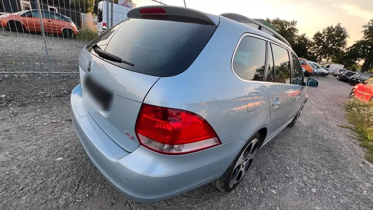 Gebraucht VW Golf V 160 PS (117 kW) 2009 Silber Kombi