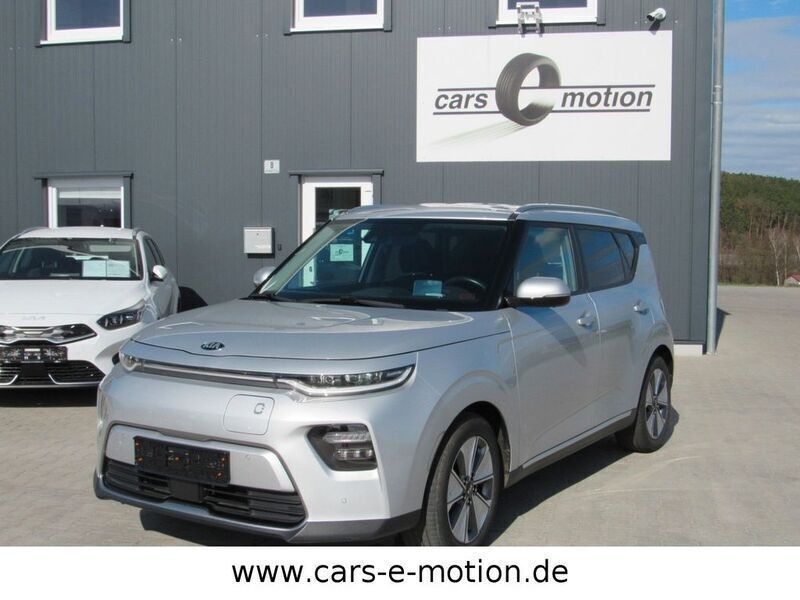 Silber Gebraucht 2021 Kia Soul EV 3 SUV | 18.900 € (Superpreis) - Bild 1/4