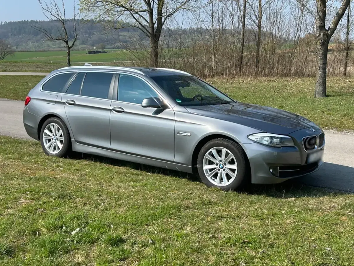 Usata BMW 520 184 CV (135 kW) 2012 Grigio Station wagon