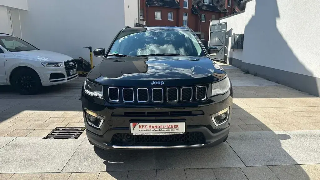 Gebraucht Jeep Compass Limited 170 PS (125 kW) 2018 Schwarz SUV