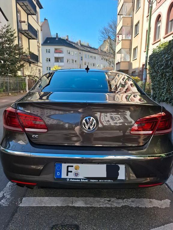 Gebraucht VW CC 140 PS (102 kW) 2014 Braun Limousine