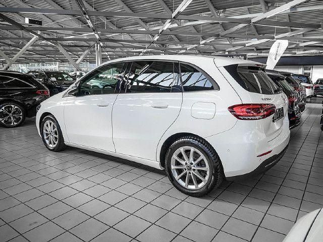Gebraucht Mercedes B250e 218 PS (160 kW) 2022 Van / Kleinbus