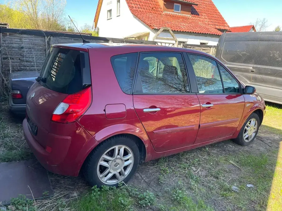 Gebraucht Renault Scénic II Exception 103 PS (75 kW) 2008 Rot dyna Van / Kleinbus