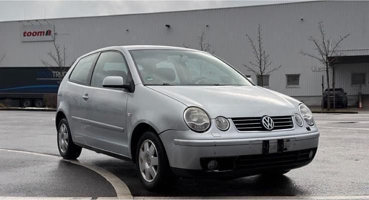 Gebraucht VW Polo 100 PS (73 kW) 2003 Silber Kleinwagen