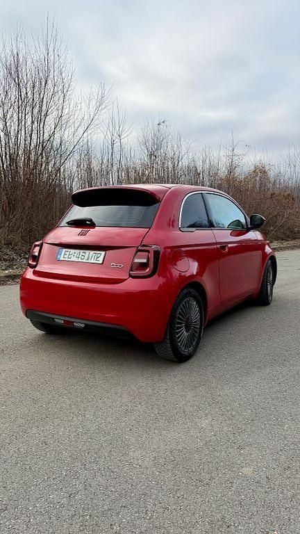 Gebraucht Fiat 500e Red 86 kW (118 PS) 2022 Rot Limousine