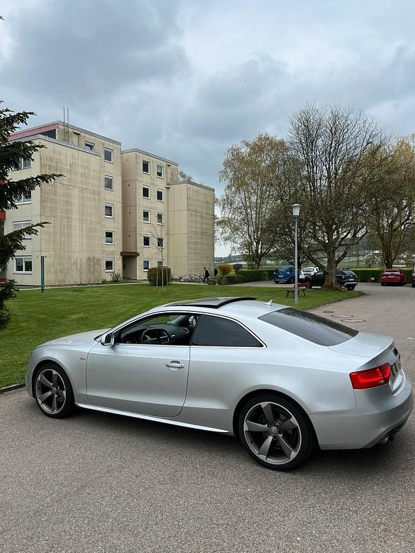 Usata Audi A5 177 CV (130 kW) 2012 Argento Coupé