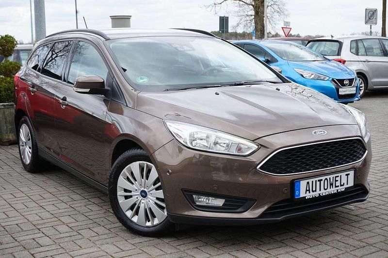 Gebraucht Ford Focus Business Edition 125 PS (91 kW) 2017 Braun Kombi