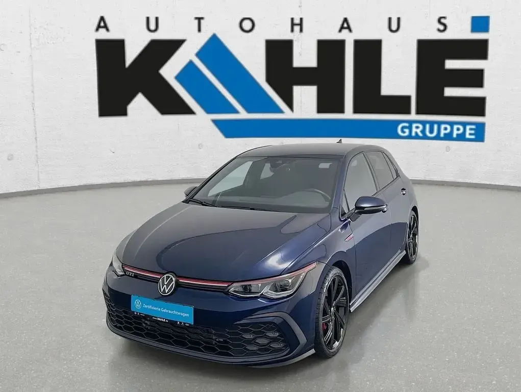 Gebraucht VW Golf VIII GTI 245 PS (180 kW) 2024 Blau Limousine