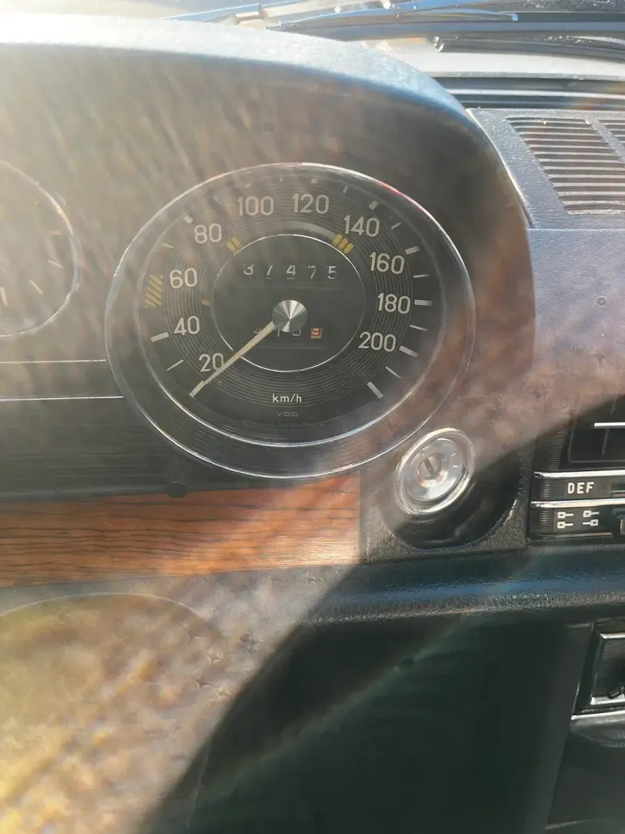 Gebraucht Mercedes W114 136 PS (100 kW) 1971 Weiß Coupé