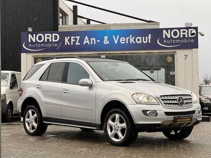 Gebraucht Mercedes ML320 224 PS (164 kW) 2008 Silber SUV