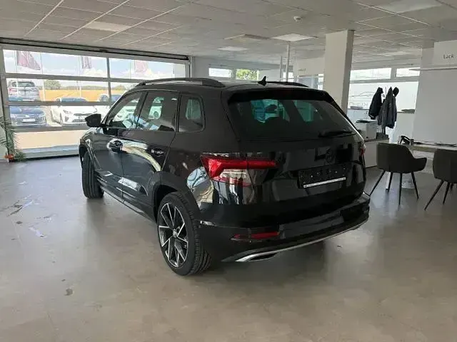 Gebraucht Skoda Karoq SportLine 190 PS (139 kW) 2019 Schwarz SUV