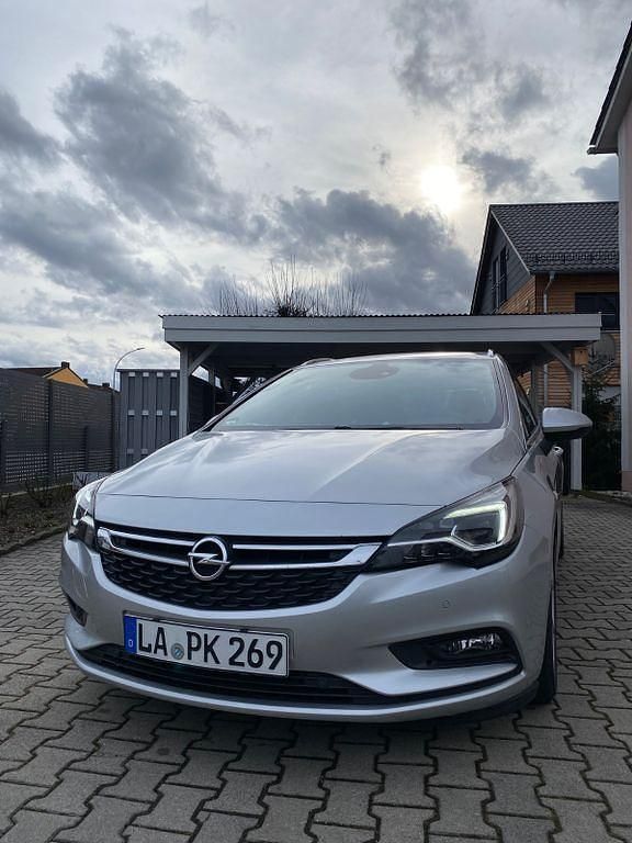 Gebraucht Opel Astra 125 PS (91 kW) 2017 Silber Kombi