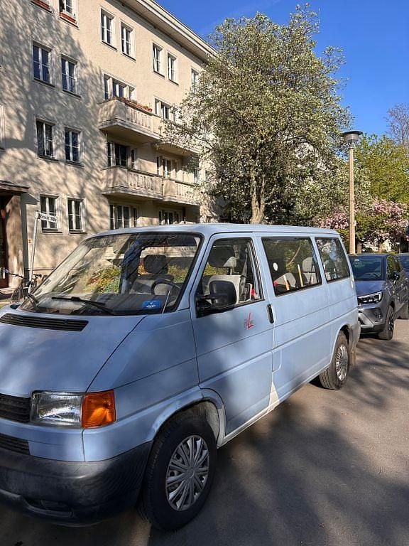Second-hand VW T4 84 CP (61 kW) 1996 Albastru Van