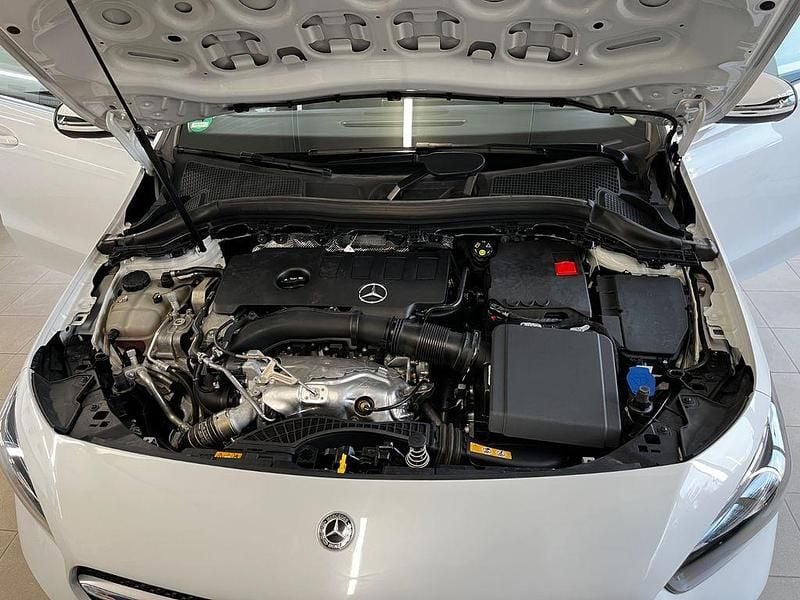 Gebraucht Mercedes B220 190 PS (139 kW) 2020 Weiß Van / Kleinbus