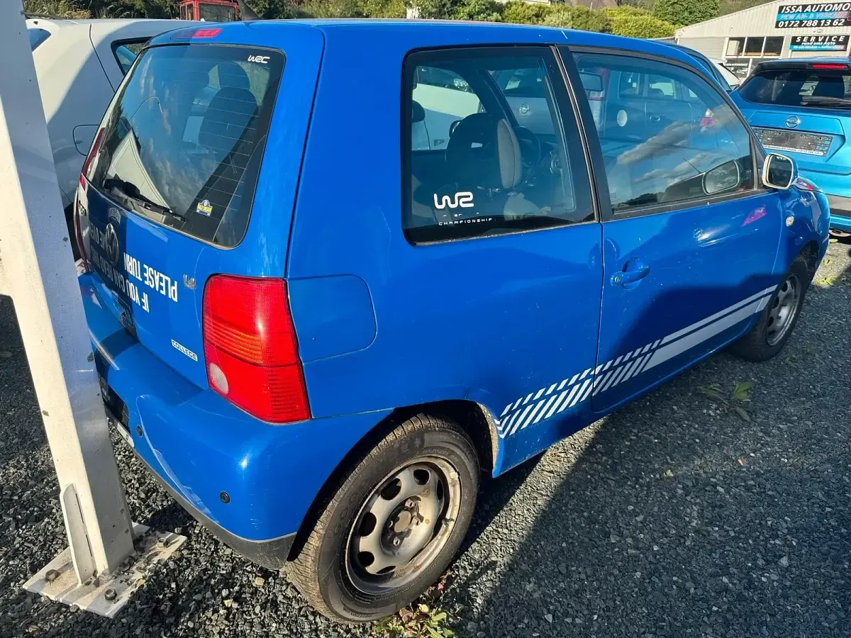 Gebraucht VW Lupo 75 PS (55 kW) 2001 Blau Kleinwagen