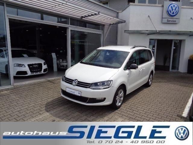 Weiß metallic Gebraucht 2013 VW Sharan Business Van / Kleinbus | 19.980 € (Teuer) - Bild 1/4