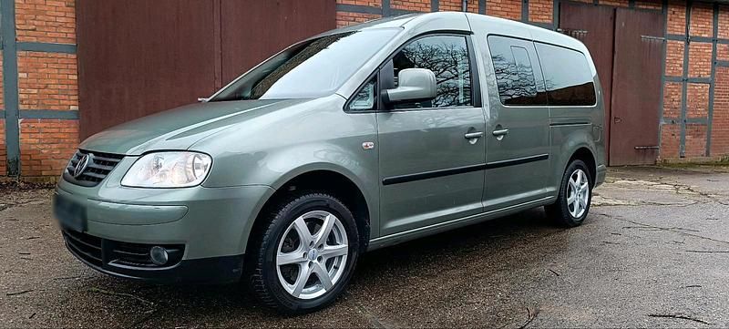 Gebraucht VW Caddy Maxi 105 PS (77 kW) 2009 Grün Van / Kleinbus