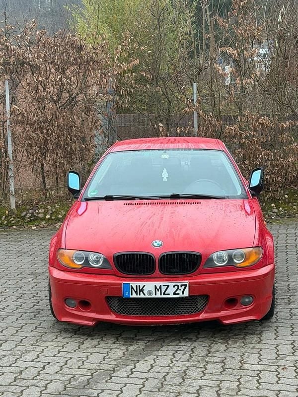 Gebraucht BMW 330 204 PS (150 kW) 2004 Rot Coupé