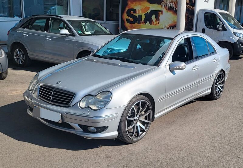 Silber Gebraucht 2002 Mercedes C32 AMG AMG Limousine | 10.000 € (Fairer Preis) - Bild 1/4