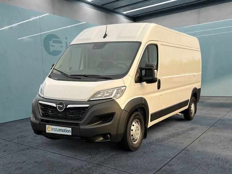 Weiß Gebraucht 2024 Opel Movano Van | 33.949 € (Fairer Preis) - Bild 1/4