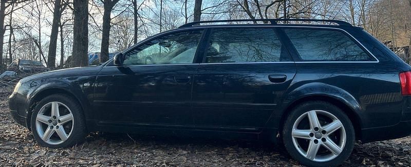 Gebraucht Audi A6 179 PS (131 kW) 2003 Schwarz Kombi