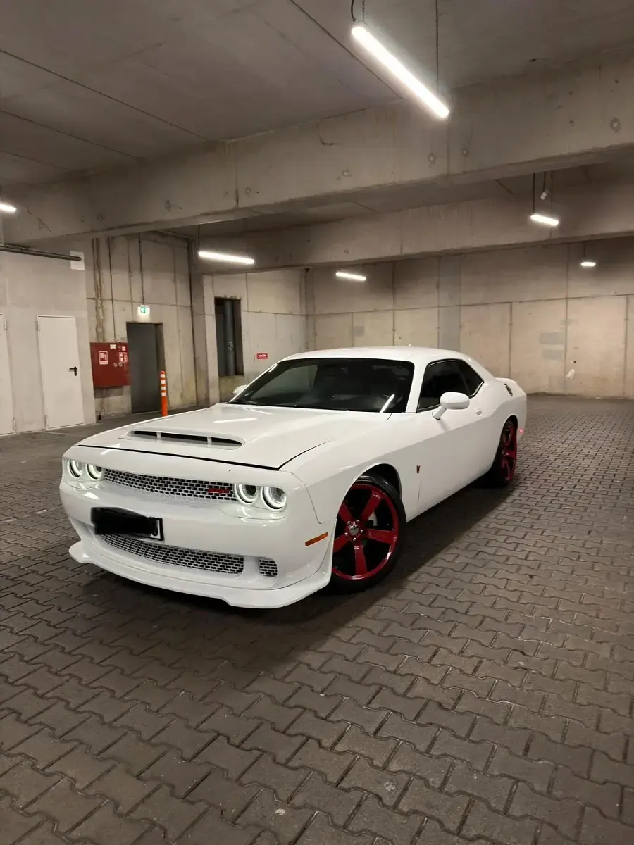 Usata Dodge Challenger 309 CV (227 kW) 2015 Bianco Coupé