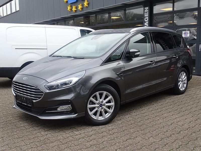Grau metallic Gebraucht 2022 Ford S-MAX S Van / Kleinbus | 27.290 € (Fairer Preis) - Bild 1/4