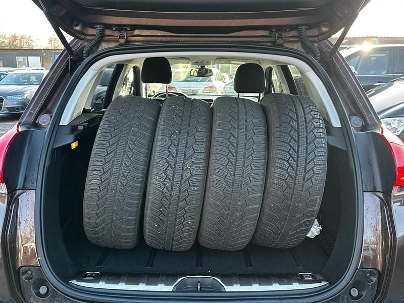 Second-hand Peugeot 2008 Allure 120 CP (88 kW) 2015 Maro SUV