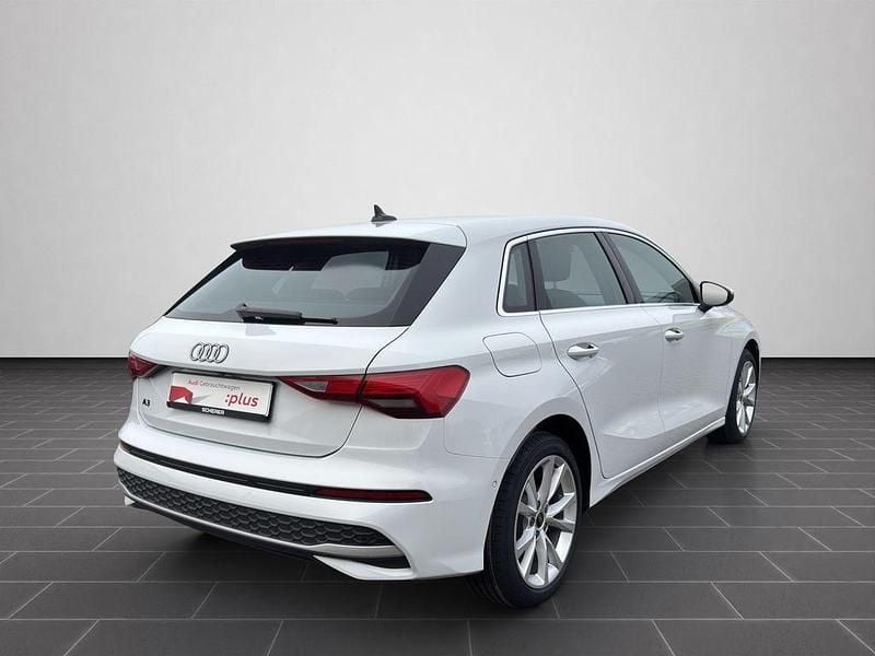 Second-hand Audi A3 Advanced 150 CP (110 kW) 2025 Alb Berlinǎ