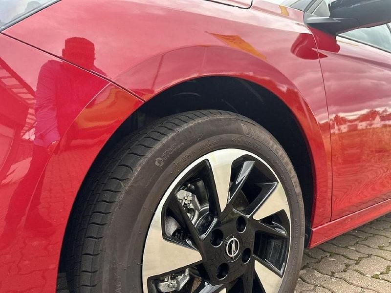 Gebraucht Opel Corsa-e Edition 100 kW (136 PS) 2024 Rot Kleinwagen
