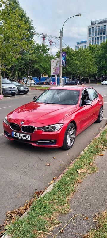 Rot Gebraucht 2014 BMW 320 Limousine | 12.700 € (Fairer Preis) - Bild 1/4